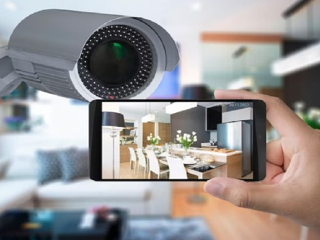 Hộ Gia Đình Có Nên Lắp Đặt Camera Quan Sát?