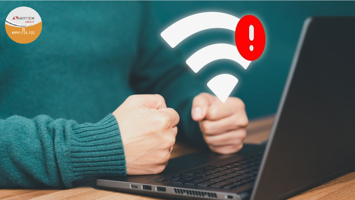 Wifi yếu do thiết bị, nhiễu sóng hoặc quá tải có thể ảnh hưởng đến công việc