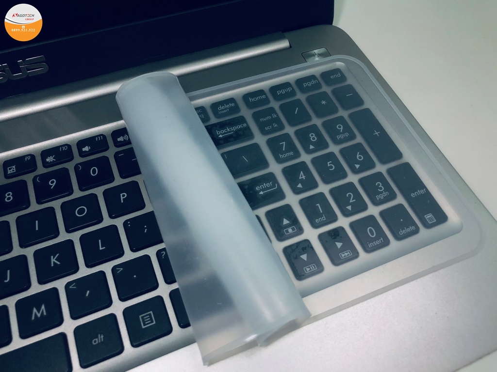 Chống bụi bàn phím laptop