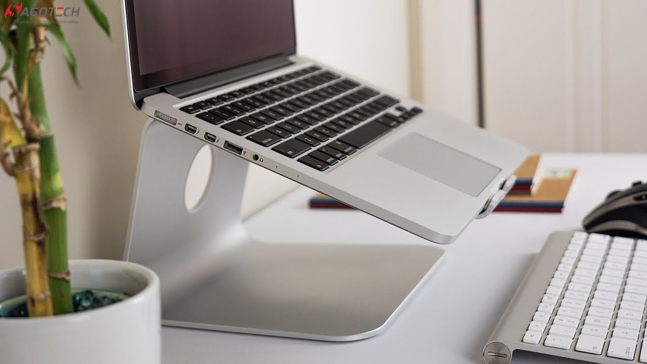 chống bụi bàn phím laptop