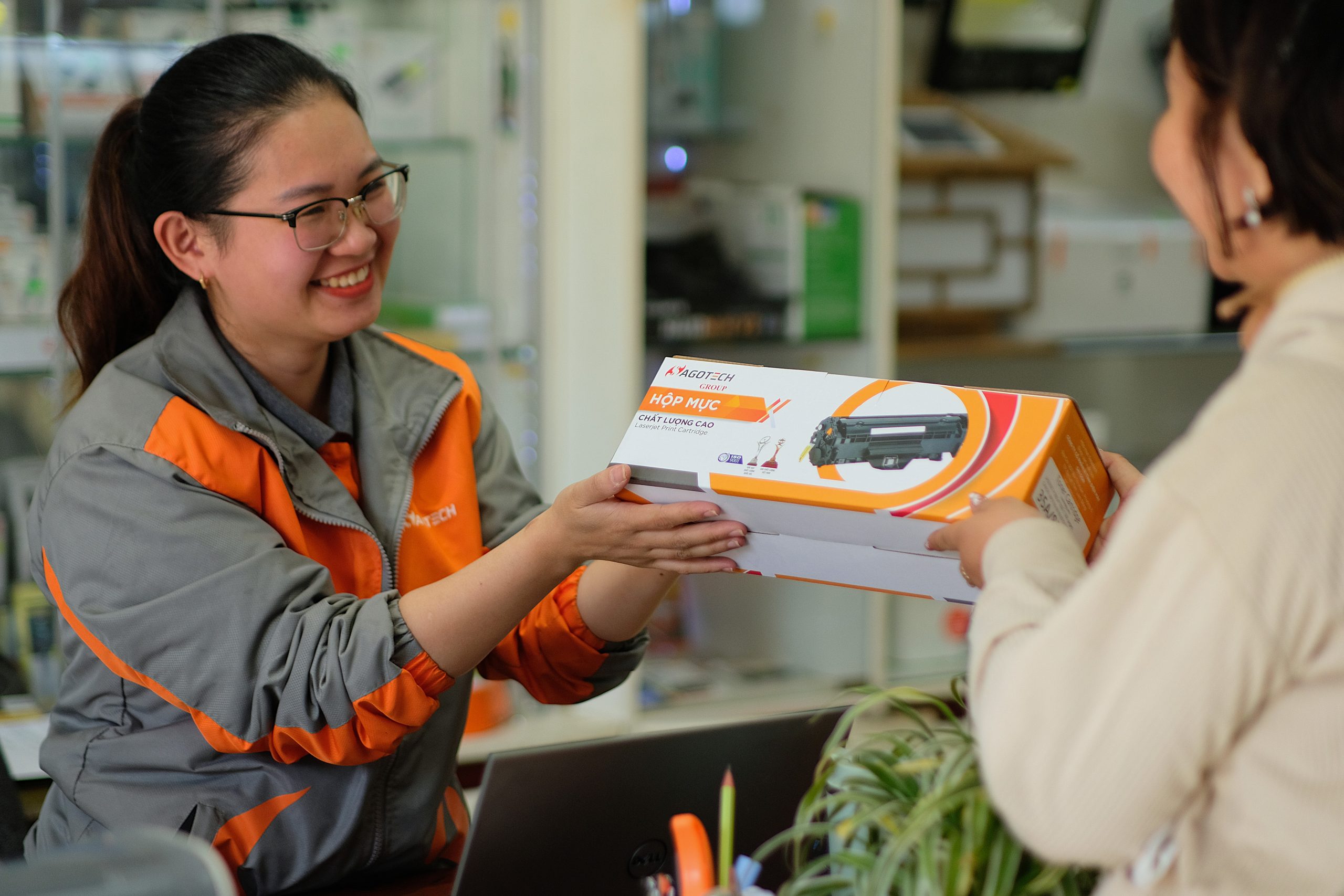 Đổi Mực Máy In: Chỉ Bằng Giá Bơm Mực