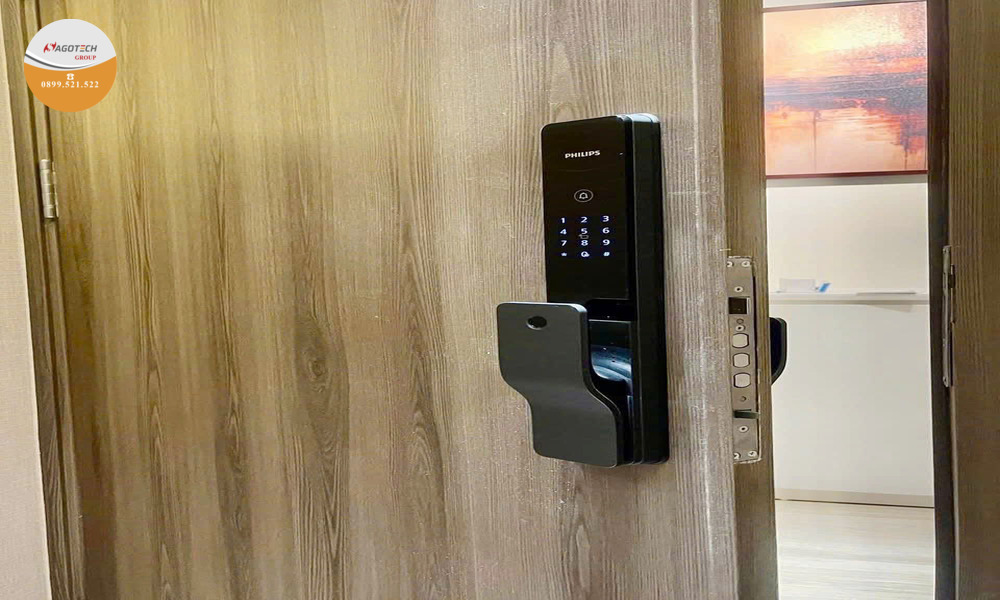 khóa cửa philips